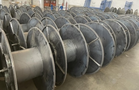 Steel cylinders